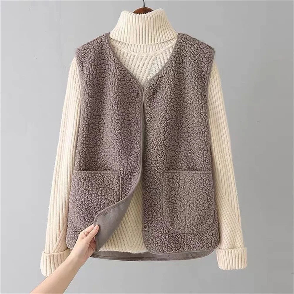 Dayla™ - Versatile Chic Wool Vest